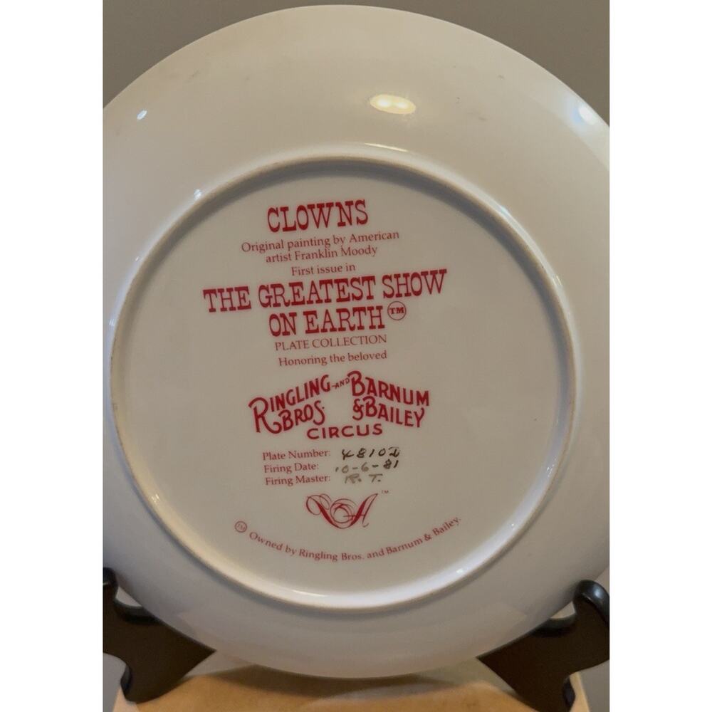 Vintage Ringling Bros & Barnum & Bailey Circus Plate called Clowns - Picture 3 of 4